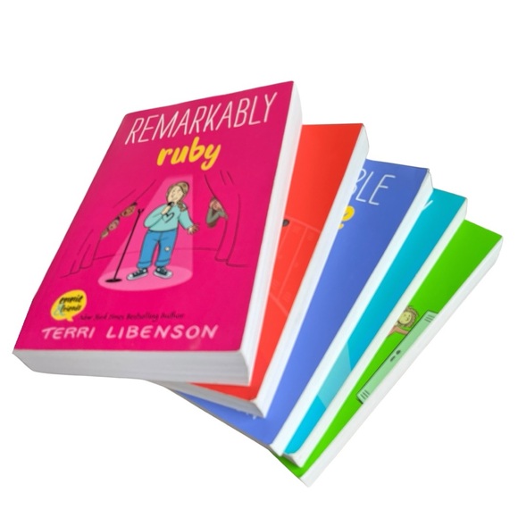 Emmie & Friends Series + Bonus Graphic Novels – Terri Libenson -7-Book Bundle - Picture 1 of 2
